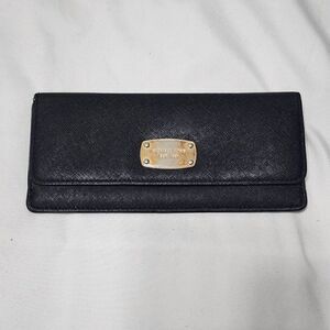 Michael Kors Jet Set Travel Continental Wallet Black